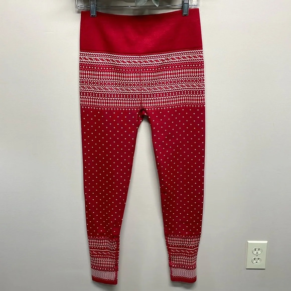 NWT Fabletics High Waisted Seamless Fair Isle Legging Red White L - Picture 1 of 16
